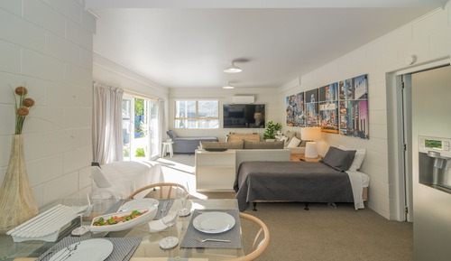 Manhattan Suite