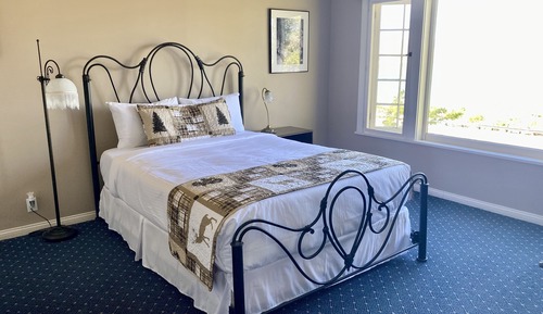 Vintners Room