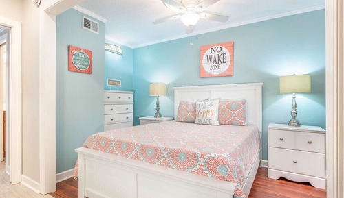 Condo, 1 Queen Bed with Sofa bed, Kitchen, Partial Ocean View (A127 - No Pets Allowed)