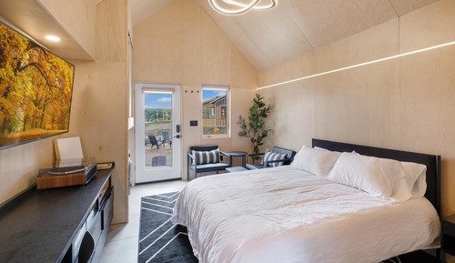 Cabin, Multiple Beds (Bunkies-Basecamp)