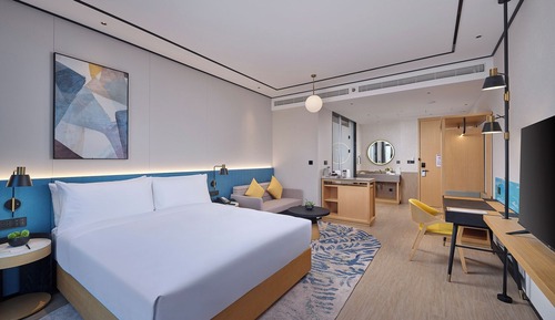 Superior Room, 1 King Bed