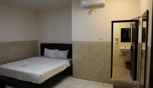 Grand Single Room, 1 King Bed