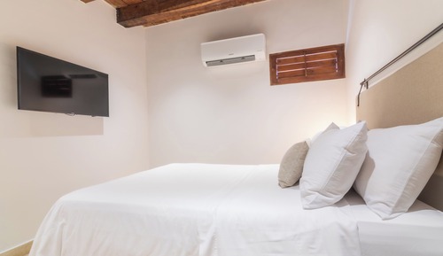 Standard Double Room, 1 King Bed