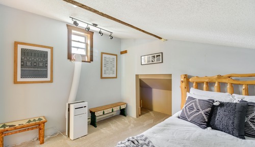 House (2 Bedrooms)