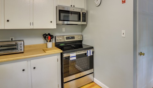 House (2 Bedrooms)