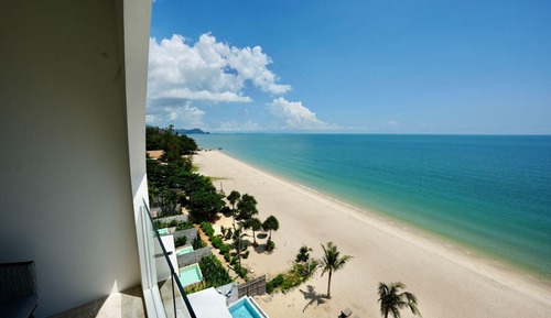 Deluxe Suite with Sea View