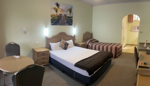 Standard Twin Room