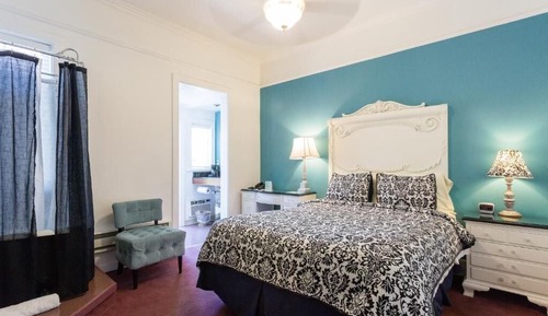 Honeymoon Room (Honeymoon)