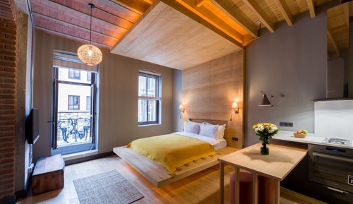 Studio with Balcony