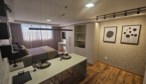 Deluxe Studio