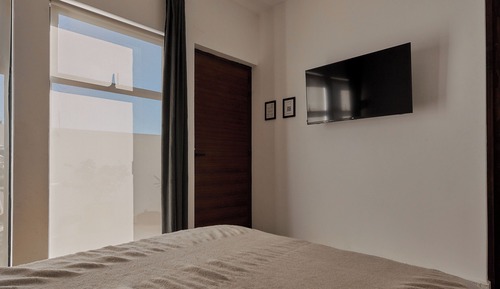 Basic Room, 1 Double Bed
