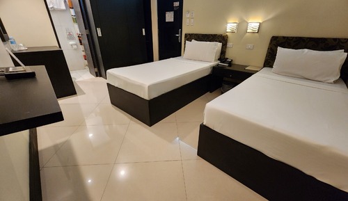 Classic Twin Room