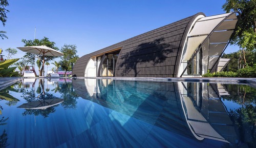 Exclusive Bungalow