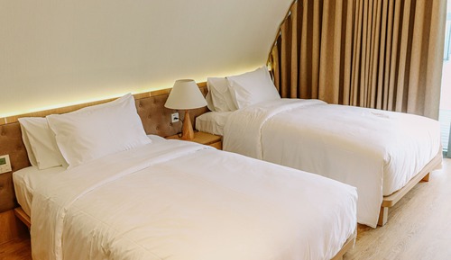 Deluxe Double Room Single Use, 2 Twin Beds