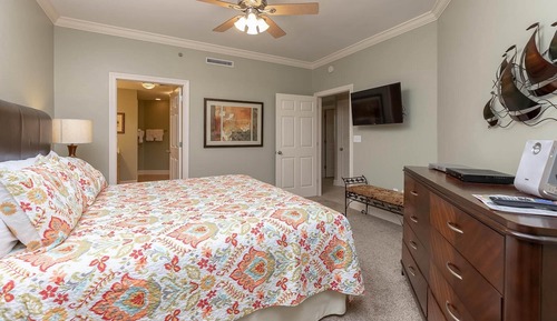 Condo, 2 Bedrooms