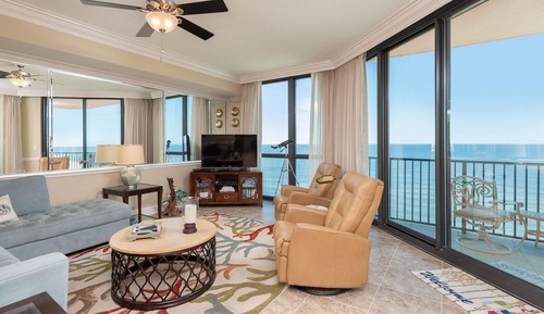 Condo, 2 Bedrooms
