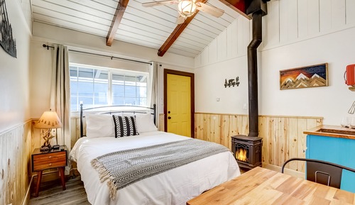Signature Room