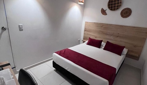 Economy Room