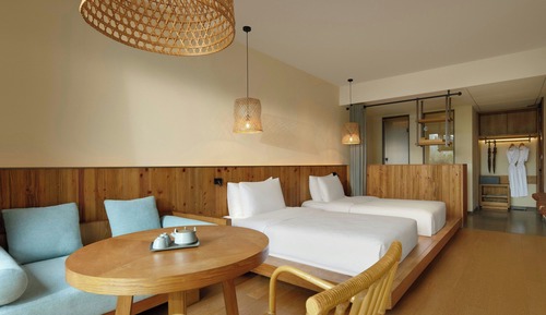Room, 2 Twin Beds, Non Smoking, River View