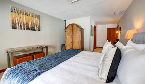 Luxury Room