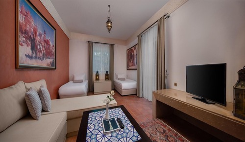 Sultan Suite with Jacuzzi