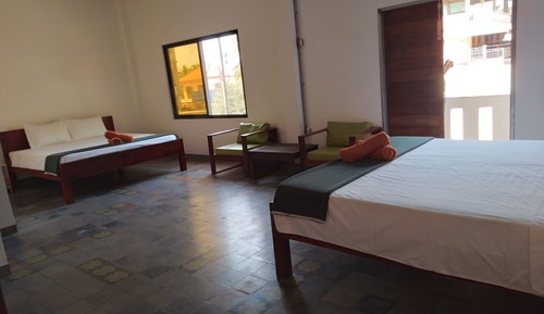 Deluxe Double or Twin Room