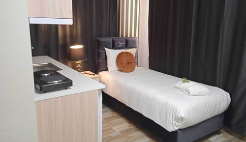 Deluxe Single Room