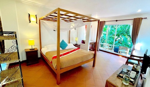 Deluxe Bungalow, 1 King Bed