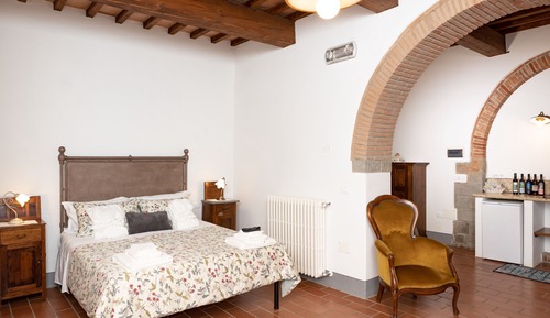 Traditional Studio Suite