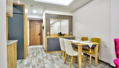 One Bedroom Suite