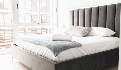 Apartment, 2 Bedrooms (17B)