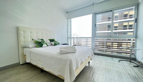 Apartment, 2 Bedrooms (16C)