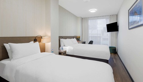 Executive Room, Multiple Beds, Non Smoking, City View