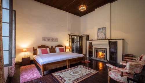 Room (Wayside Kurseong)