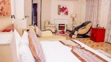 Luxury Single Room