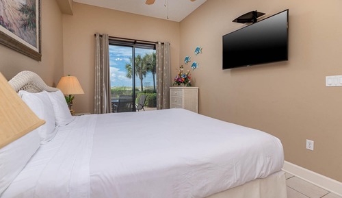 Condo, 2 Bedrooms