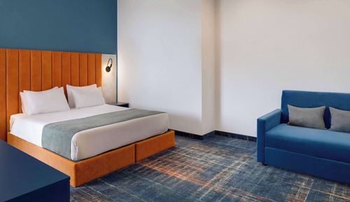 Suite, 1 Queen Bed with Sofa bed, Non Smoking (Forest View)