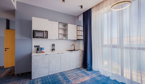 Suite, 1 Queen Bed with Sofa bed, Accessible, Non Smoking (Sea View)