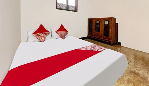 Basic Double Room