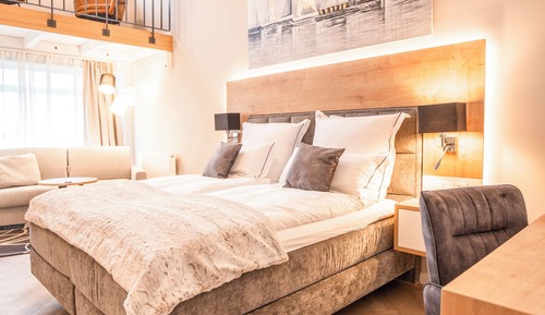 Junior Double Room