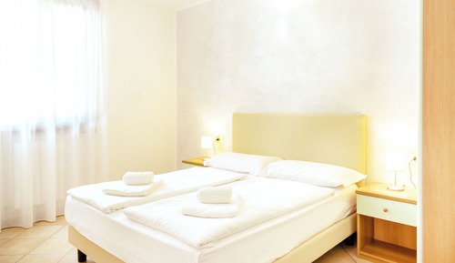 Superior Apartment, 2 Bedrooms, Lake View
