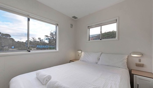 Economy Cabin - Sleeps 4