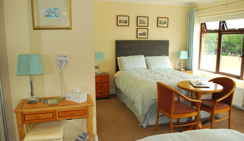 Family Room, Ensuite