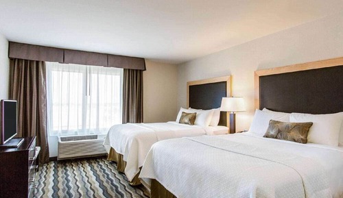 Suite, 2 Queen Beds, Non Smoking (Mobility/Hearing, Roll-In Shower)