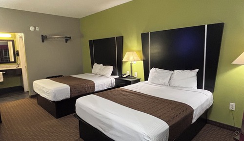 Standard Room, 2 Queen Beds, Non Smoking