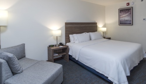 Standard Room, 1 King Bed (Leisure)