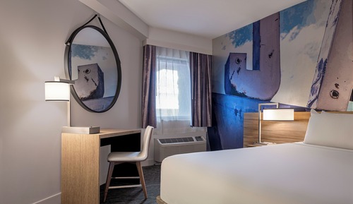 Luxury Room, 1 King Bed, Non Smoking