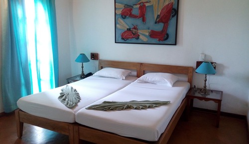 Standard Suite, 2 Twin Beds