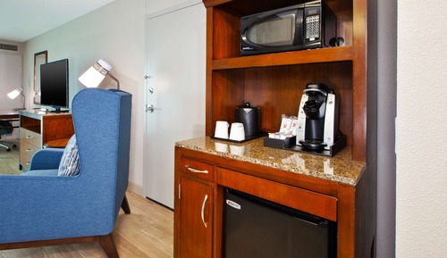 Room, 1 King Bed, Non Smoking, Oceanfront