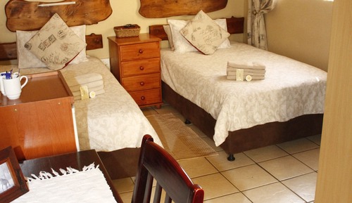 Twin Room, 2 Twin Beds